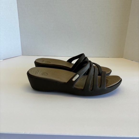 Crocs Rhonda Women’s Slip On Wedges Brown SZ 8 - Picture 2 of 8